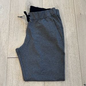 Lululemon On The Fly Pants 27” Inseam Heathered Black / Gray Size 10